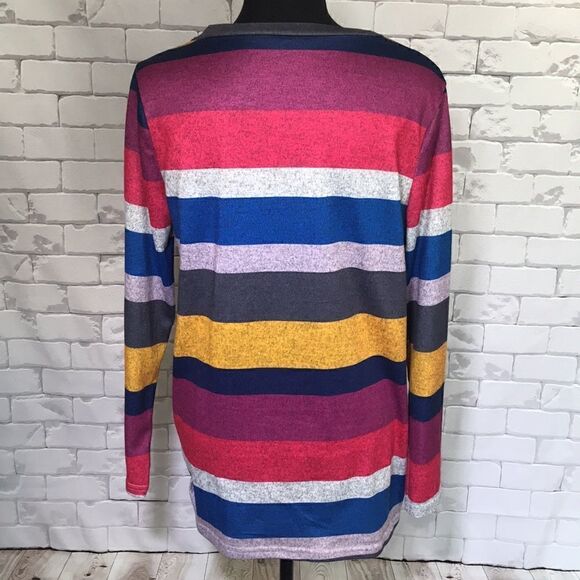 Crewneck Stripe Shirt w Knot Front, Medium - Picture 5 of 5